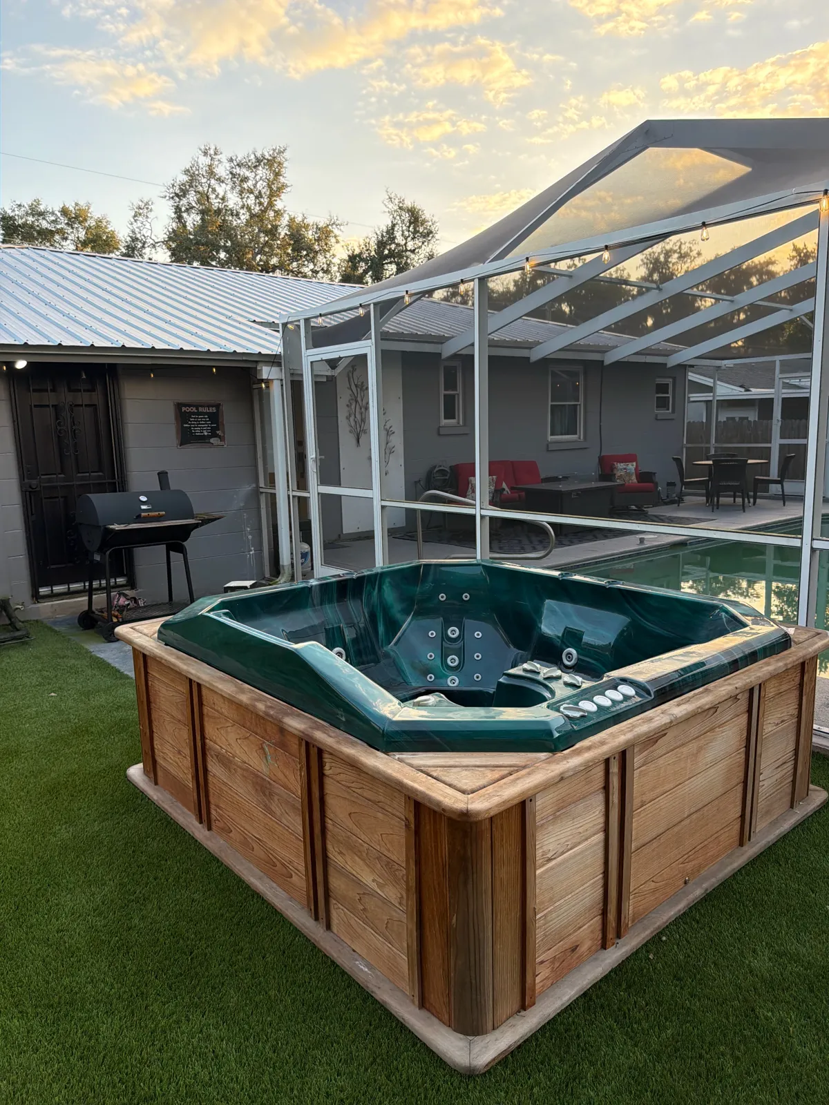 Hot tub shell repaired and ready for use in a Tampa Bay backyard